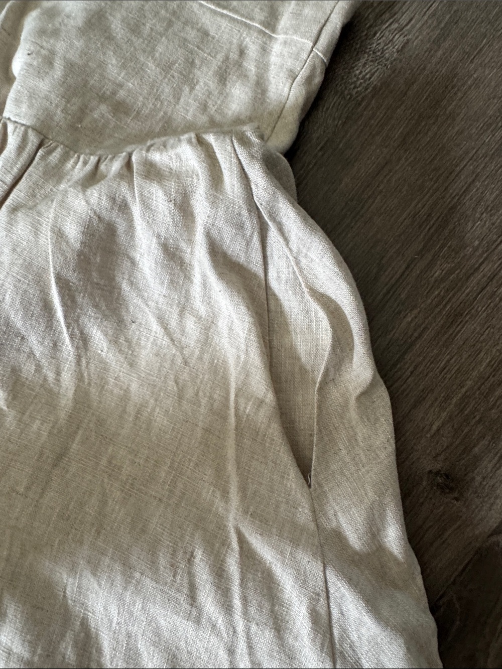 NWOT Sister Bloom (No. 14
Boutique) Médium Palmer Linen Maxi
Dress - Picture 6 of 8
